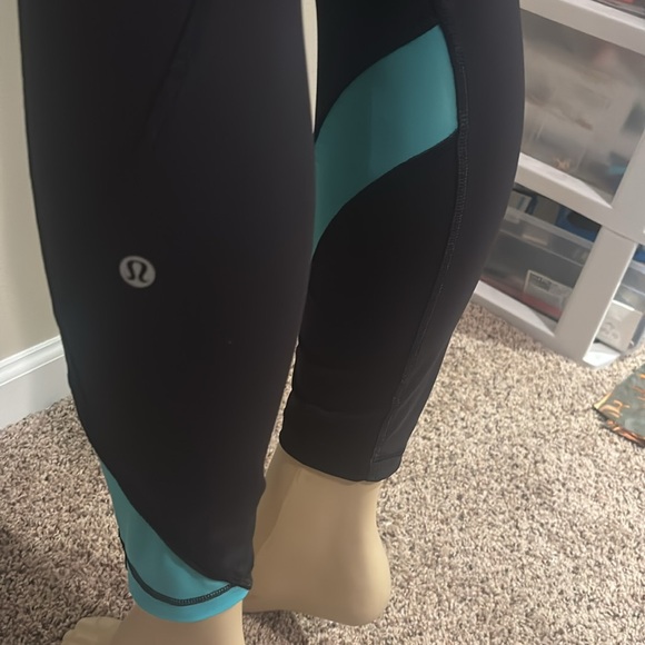 Lululemon Inspire Tight Il Women Cropped Leggings size 8 - Picture 12 of 12